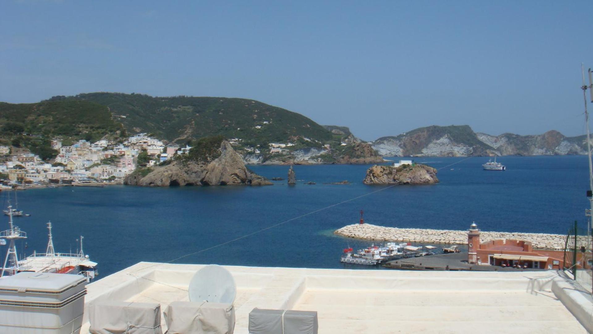 Hotel Del Capitano Ponza Exterior foto